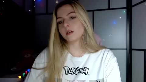 BritneyGlow online show from 8, 12, 2024