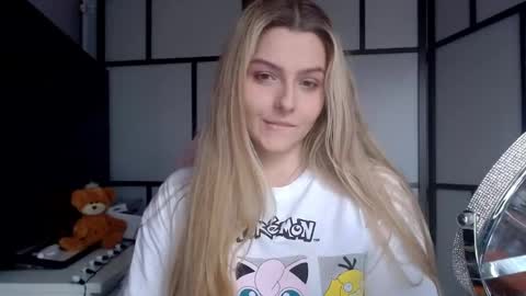 BritneyGlow online show from 9, 12, 2024