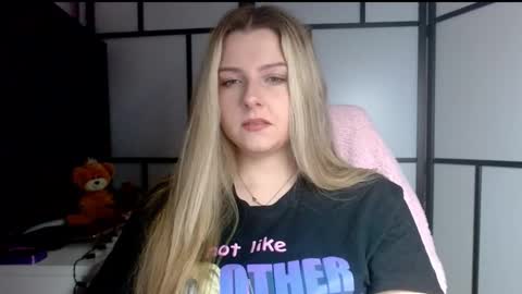 BritneyGlow online show from 13, 12, 2024