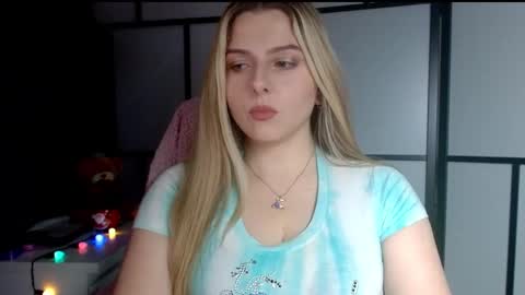 BritneyGlow online show from 15, 12, 2024