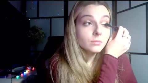 BritneyGlow online show from 16, 12, 2024