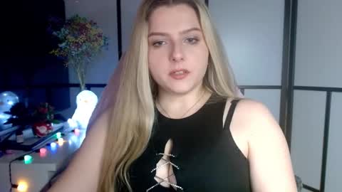 BritneyGlow online show from 17, 12, 2024