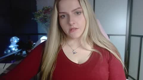 BritneyGlow online show from 22, 12, 2024