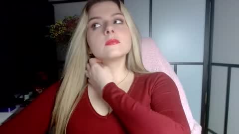 BritneyGlow online show from 23, 12, 2024