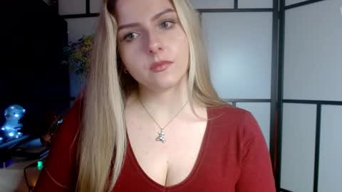 BritneyGlow online show from 26, 12, 2024