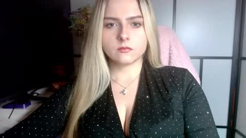 BritneyGlow online show from 30, 12, 2024