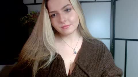 BritneyGlow online show from 15, 1, 2025