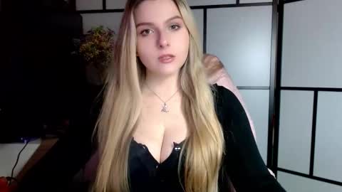 BritneyGlow online show from 29, 1, 2025