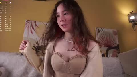 Snapshot of britthe chatting on 3, 6, 2026 Lina online show from 3, 6, 2026