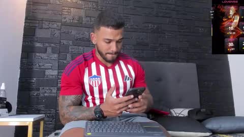 Snapshot of brock_hurn chatting on 15, 10, 2025 brock_hurn online show from 15, 10, 2025