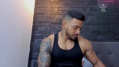 Snapshot of brock_hurn chatting on 15, 11, 2025 brock_hurn online show from 15, 11, 2025