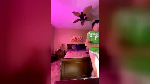 Snapshot of brodienewport chatting on 24, 2, 2026 brodienewport online show from 24, 2, 2026