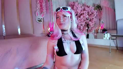     online show from 10, 1, 2026