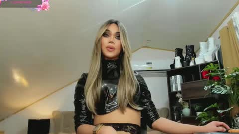 Brooke Shimmers IG online show from 21, 12, 2024