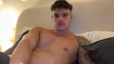 BrooklynTay online show from 13, 2, 2026