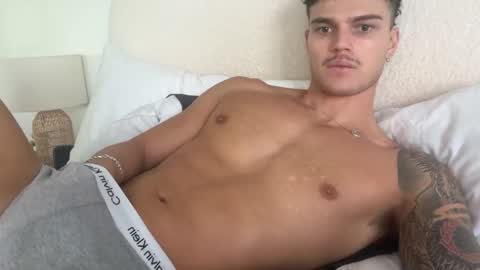 BrooklynTay online show from 4, 3, 2026