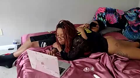 Snapshot of brownnnjuicy chatting on 9, 5, 2026 brownnnjuicy online show from 9, 5, 2026