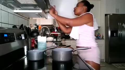 Brownsuagrcutie online show from 18, 12, 2025