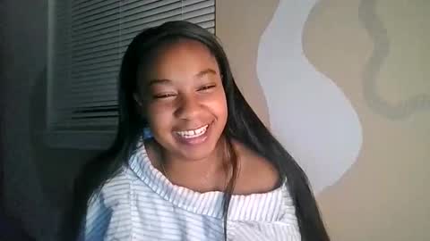 Snapshot of brownsugarcutie3 chatting on 9, 5, 2026 Brownsuagrcutie online show from 9, 5, 2026