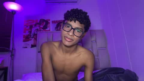 Snapshot of brownytwinkyandre chatting on 11, 4, 2026 Andre online show from 11, 4, 2026