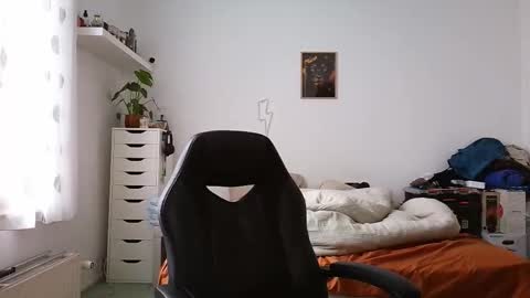 Bruce online show from 21, 9, 2025