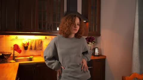 Snapshot of brunaeveritt chatting on 20, 4, 2026 Tess online show from 20, 4, 2026