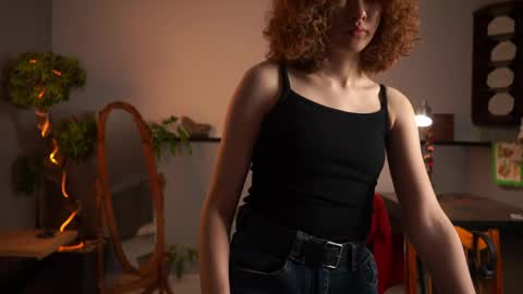 Snapshot of brunaeveritt chatting on 22, 4, 2026 Tess online show from 22, 4, 2026