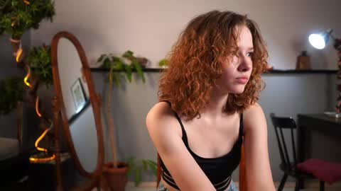 Snapshot of brunaeveritt chatting on 8, 5, 2026 Tess online show from 8, 5, 2026