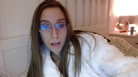 brunette_lena online show from 25, 11, 2025