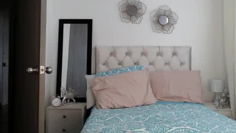 Violetta online show from 10, 2, 2025