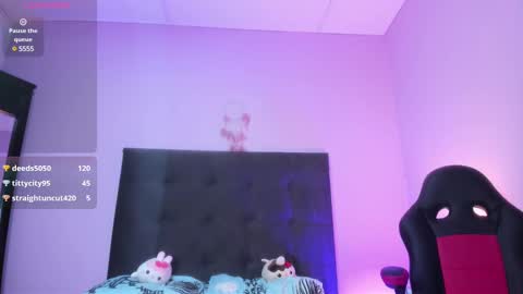 Lady  online show from 14, 1, 2025