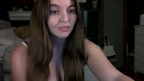 brunettebaby040 online show from 25, 11, 2025