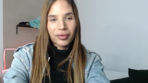 Luna online show from 8, 1, 2026