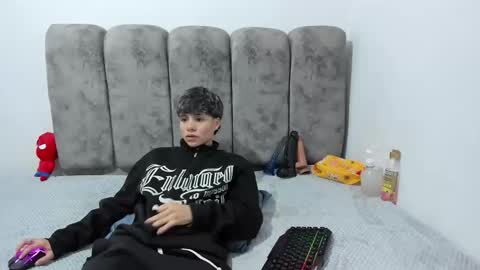 Snapshot of bruno_cruz chatting on 12, 5, 2026 Bruno Cruz online show from 12, 5, 2026