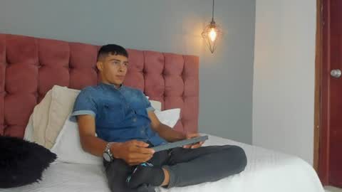 Snapshot of bruno_fox_ chatting on 17, 6, 2026 Bruno online show from 17, 6, 2026