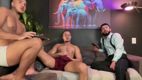 Snapshot of bruno_woods chatting on 24, 11, 2025 Andres Suarez online show from 24, 11, 2025