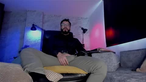 Snapshot of bruno_woods chatting on 25, 11, 2025 Andres Suarez online show from 25, 11, 2025