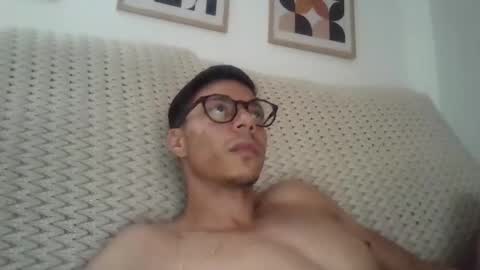 Snapshot of brunobalbino2 chatting on 6, 3, 2026 brunobalbino2 online show from 6, 3, 2026