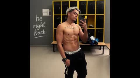 Snapshot of brunocuttie94 chatting on 18, 7, 2026 Join my fan club here 150 tokens a month online show from 18, 7, 2026
