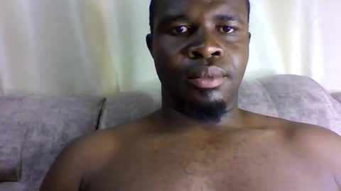 Snapshot of brusedarling chatting on 8, 5, 2026 brucedarling online show from 8, 5, 2026