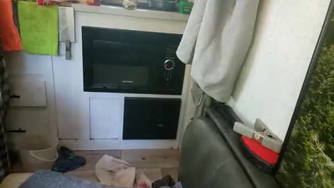 Steve... aka SkinnieDippin aka TimberTramp online show from 20, 3, 2026