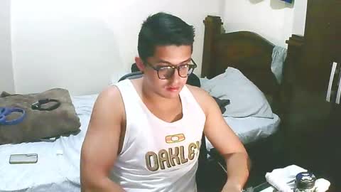 Snapshot of bryanbendy chatting on 25, 11, 2025 bryanbendy online show from 25, 11, 2025