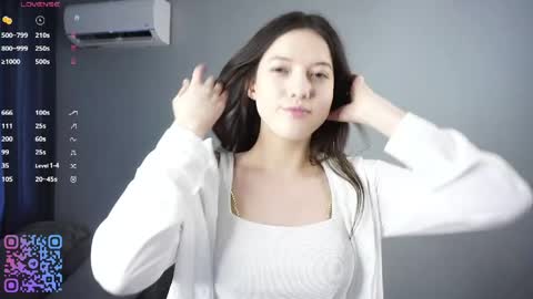 Snapshot of bryannavallely chatting on 30, 5, 2026 Kate online show from 30, 5, 2026