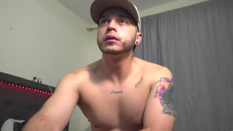 Snapshot of bryanncan01 chatting on 19, 12, 2025 Bryannsex online show from 19, 12, 2025