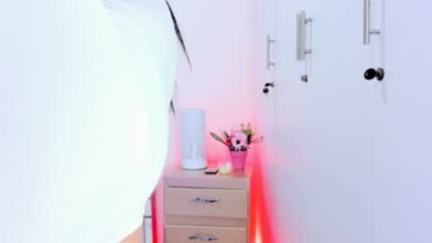 Carly     online show from 6, 12, 2024