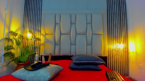 Snapshot of bryonycute chatting on 25, 11, 2025 BRYONY online show from 25, 11, 2025