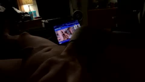 Snapshot of brysoneliot chatting on 1, 11, 2025 brysoneliot online show from 1, 11, 2025