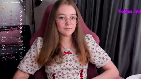 Snapshot of bubble_bunny chatting on 18, 12, 2025 Ruby online show from 18, 12, 2025