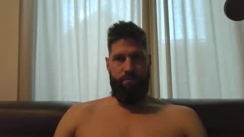 bubblebee1982 online show from 7, 12, 2024