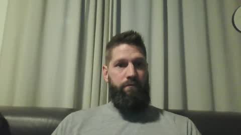 bubblebee1982 online show from 13, 1, 2025